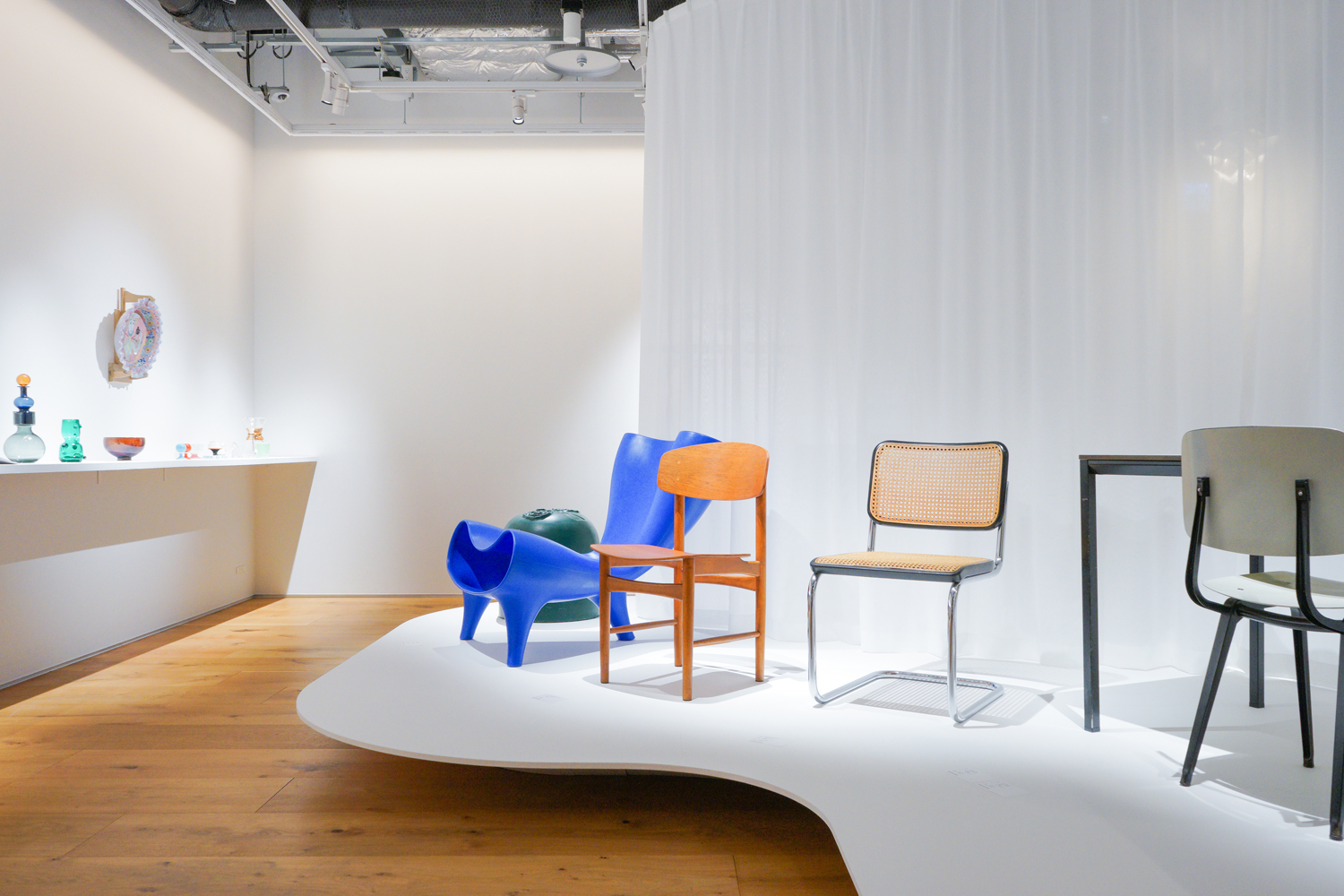 ATELIER MUJI GINZA　Modernism Gallery